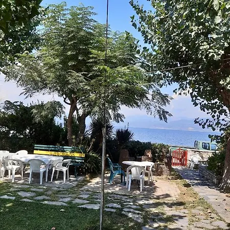 Blue Garden Lampiri (Peloponnese)