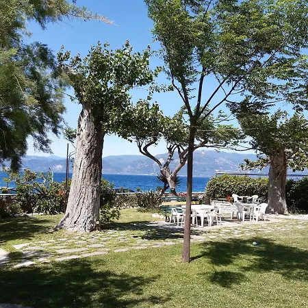 Blue Garden * Lampiri (Peloponnese)